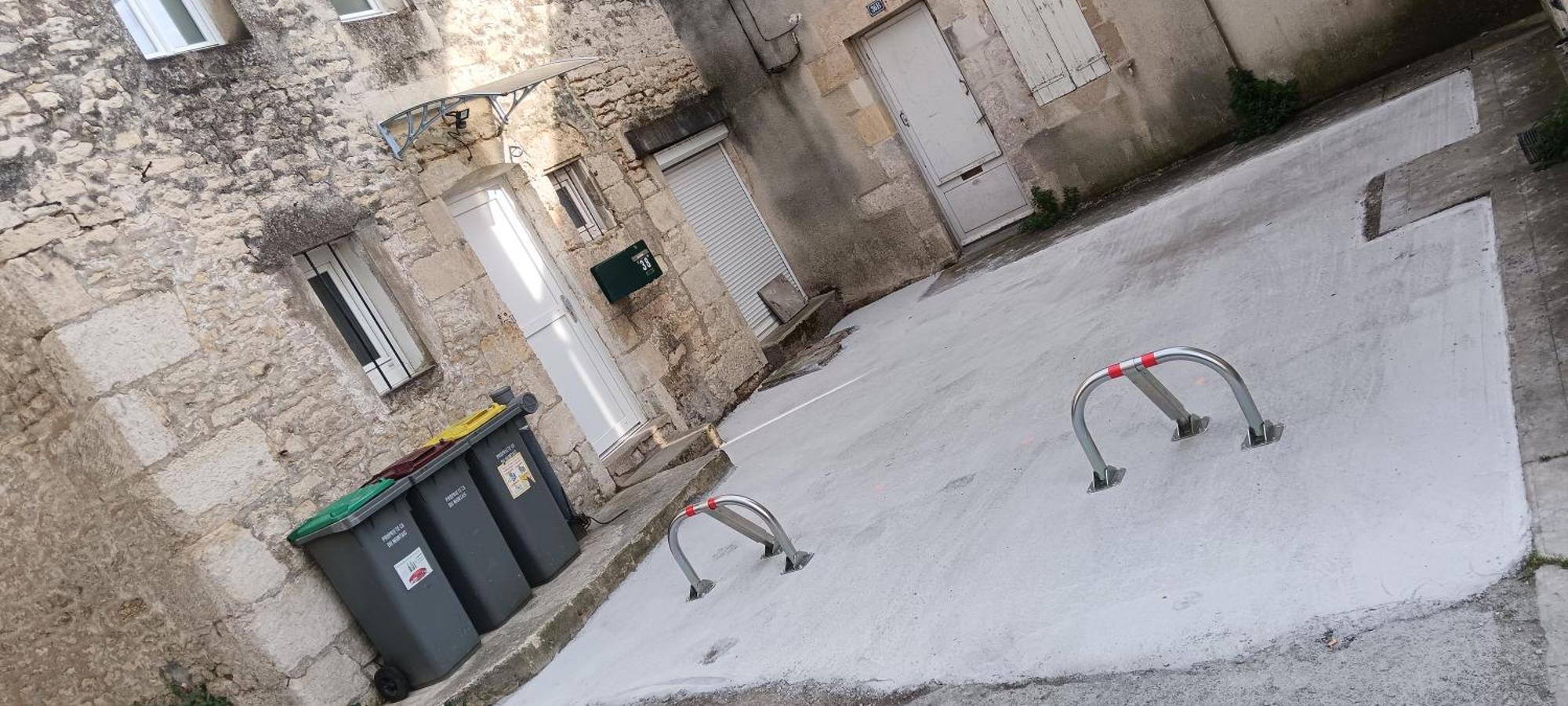 Escapade Niortaise - Studios Climatises Hyper-Centre De نيورْ المظهر الخارجي الصورة